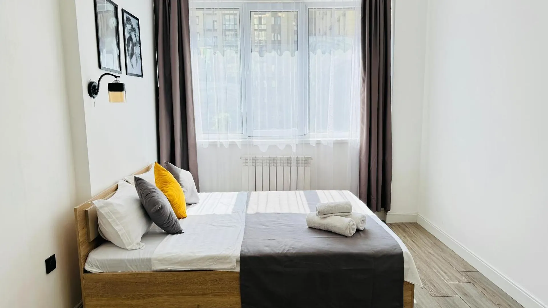 417I1 Gray And Yellow Apartment Sholpan City Almaty 0*,